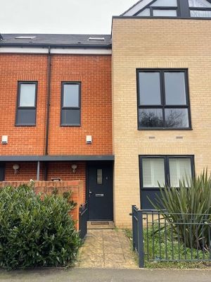 Photo 21- click for photo gallery